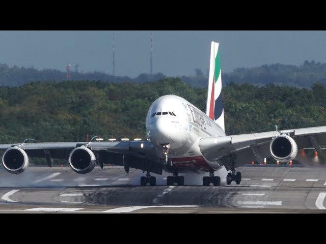 無事着陸したエアバスA380（画像は『Cargospotter　2017年10月5日公開 YouTube「Unbelieveable AIRBUS A380 HARD CROSSWIND LANDING during a STORM at Düsseldorf - 4K」』のサムネイル）