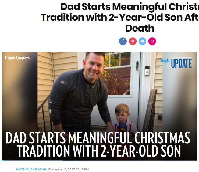亡き妻を偲び今年はツリーを息子と飾ることに決めたシングルファーザー（画像は『PEOPLE.com　2017年12月15日付「ad Starts Meaningful Christmas Tradition with 2-Year-Old Son After Wife’s Death」』のスクリーンショット）