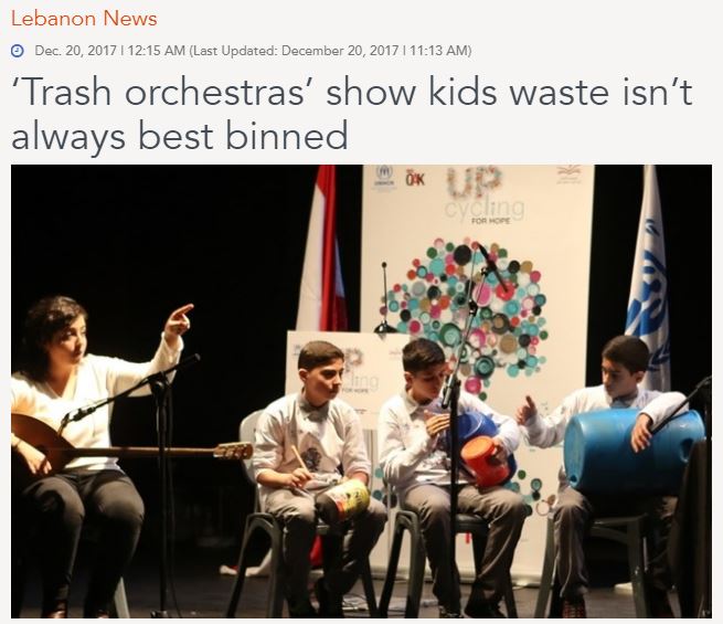 ゴミ製の楽器を演奏する子供達（画像は『The Daily Star　2017年12月20日付「‘Trash orchestras’ show kids waste isn’t always best binned」』のスクリーンショット）