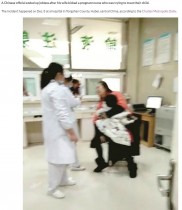 【海外発！Breaking News】息子への注射の対応に激怒した母親、妊娠中の看護師の腹部を蹴る（中国）＜動画あり＞