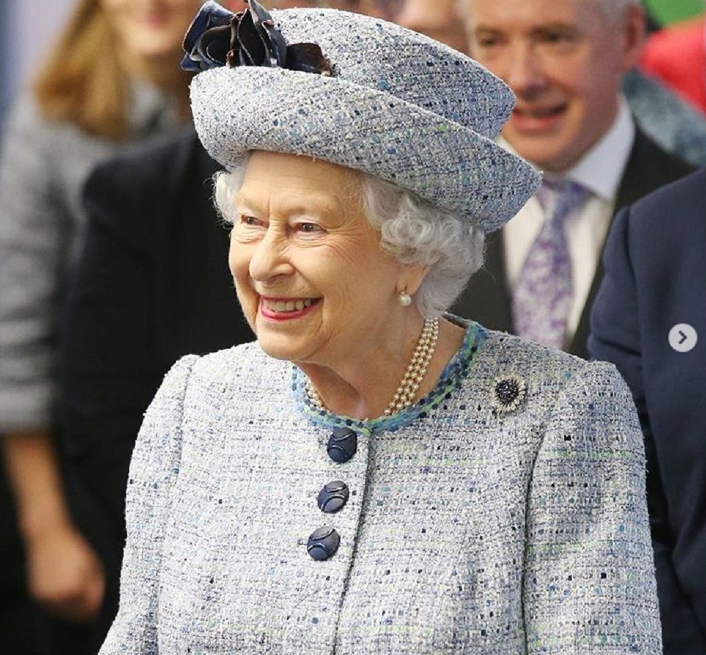 エリザベス女王、ヘンリー王子の挙式は欠席か？（画像は『The Royal Family　2017年9月30日付Instagram「Today The Queen has been in Aberdeen to open the Robertson Family Roof Garden at the Aberdeen Royal Infirmary.」（PA）』のスクリーンショット）