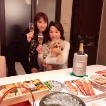 【エンタがビタミン♪】多岐川裕美＆華子の母娘2ショット　「料亭のよう」な正月料理に注目集まる