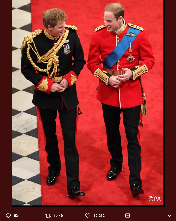 兄ウィリアム王子の挙式ではヘンリー王子がベストマンに（画像は『Kensington Palace　2018年4月26日付Twitter「Prince Harry served as best man to The Duke of Cambridge at his wedding to Miss Catherine Middleton in 2011.」』のスクリーンショット）