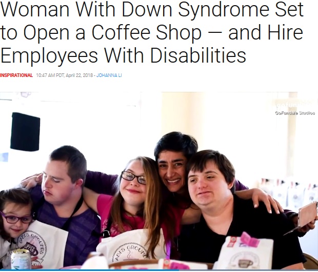コーヒーショップのオープンにチャレンジするダウン症の女性（写真中央）（画像は『Inside Edition　2018年4月22日付「Woman With Down Syndrome Set to Open a Coffee Shop — and Hire Employees With Disabilities」（Go Fund Me Studios）』のスクリーンショット）