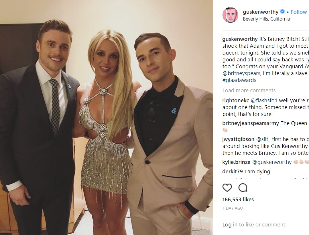 ガス、ブリトニー、アダム（画像は『gus kenworthy　2018年4月12日付Instagram「It’s Britney Bitch! Still so shook that Adam and I got to meet the queen, tonight.」』のスクリーンショット）