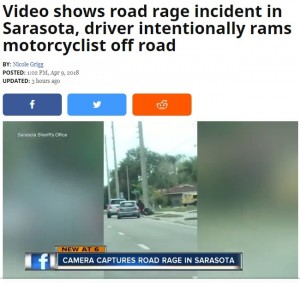 【海外発！Breaking News】急な進路変更でバイクを跳ね飛ばす　米フロリダで悪意に満ちた事故＜動画あり＞
