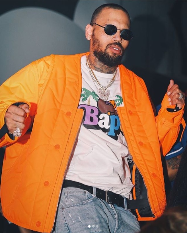 クリス邸は悪の巣窟か（画像は『Chris Brown　2018年3月27日付Instagram「Chris partying at LIV in Miami（3/25/18）」』のスクリーンショット）