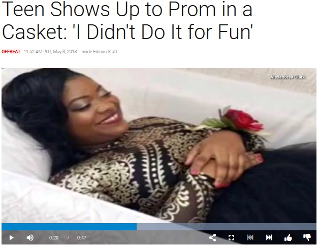 棺に収まり霊柩車でプロムに現れた女子高生（画像は『Inside Edition　2018年5月3日付「Teen Shows Up to Prom in a Casket: ‘I Didn’t Do It for Fun’」』のスクリーンショット）