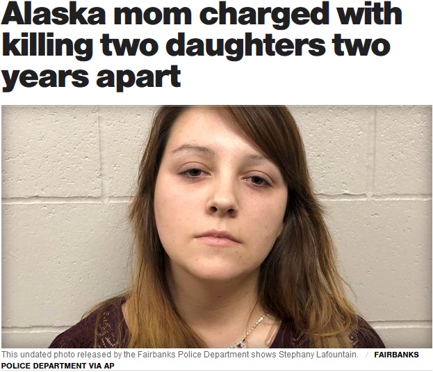 幼い娘2人を殺害した23歳の母親（画像は『CBS News　2018年9月1日付「Alaska mom charged with killing two daughters two years apart」（FAIRBANKS POLICE DEPARTMENT VIA AP）』のスクリーンショット）