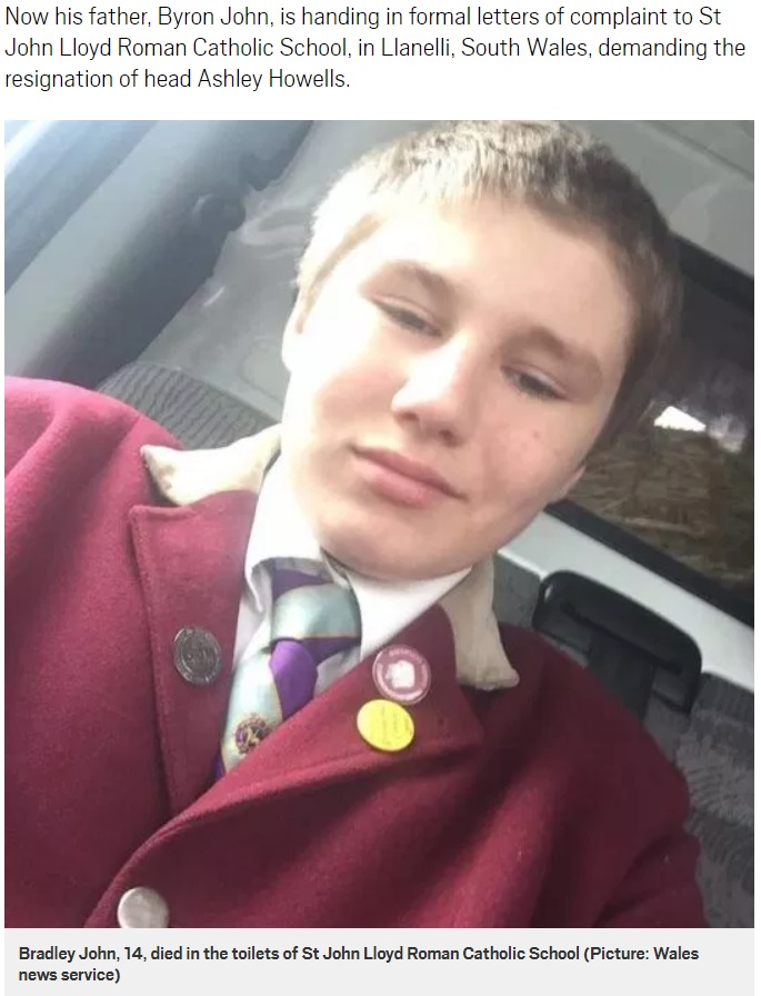 いじめに耐えきれず学校のトイレで自殺した少年（画像は『Metro　2018年9月20日付「Father of bullied boy, 14, found dead at school calls on headteacher to resign」（Picture: Wales news service）』のスクリーンショット）
