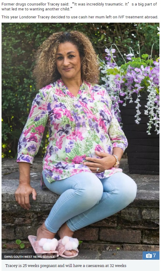 体外受精により4つ子を妊娠している50歳女性（画像は『The Sun　2019年9月13日付「QUADMOTHER Grandma, 50, to become Britain’s oldest mum of QUADRUPLETS after IVF treatment」（IMAGE: SWNS:SOUTH WEST NEWS SERVICE）』のスクリーンショット）