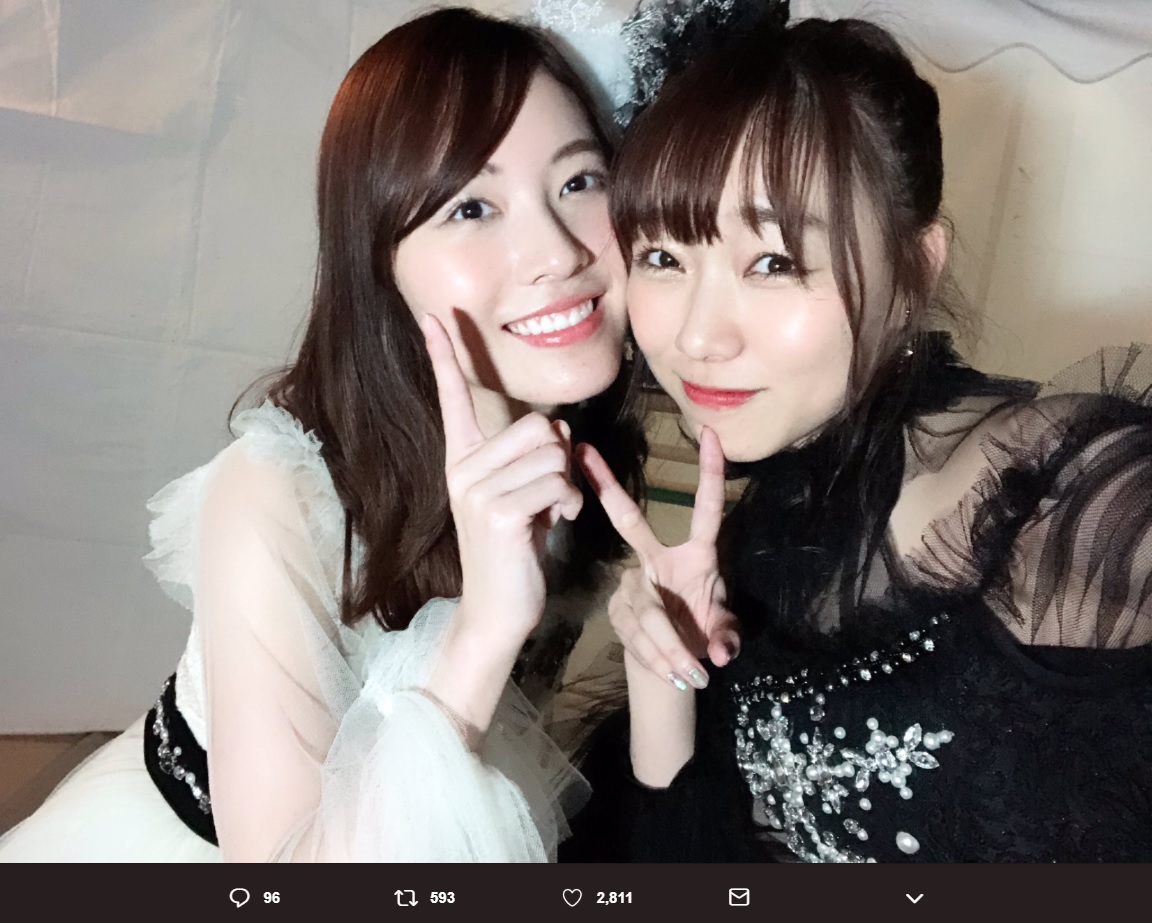 『眼差しサヨナラ』をデュエットした松井珠理奈と須田亜香里（画像は『須田亜香里（SKE48）　2018年10月14日付Twitter「＃10周年SKE48 一発目のライブ。」』のスクリーンショット）