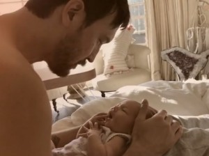 【イタすぎるセレブ達】ケイト・ハドソン、パパ＆愛娘の動画再生回数が200万超える　「涙溢れる」の声