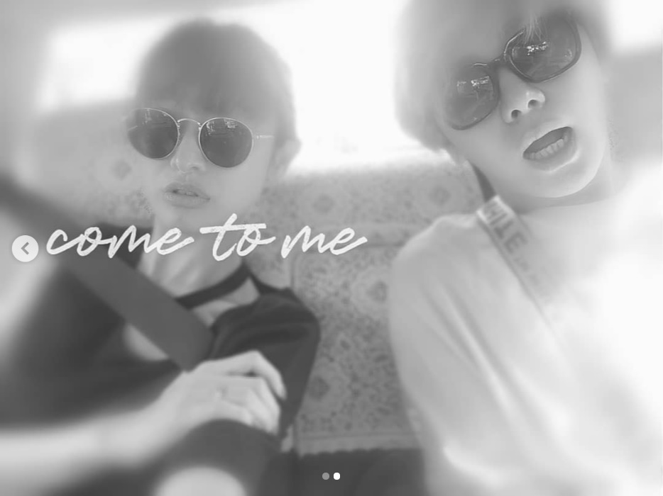 山田優と親太朗、車でどこかへ（画像は『山田優　2018年10月9日付Instagram「With brother.」』のスクリーンショット）