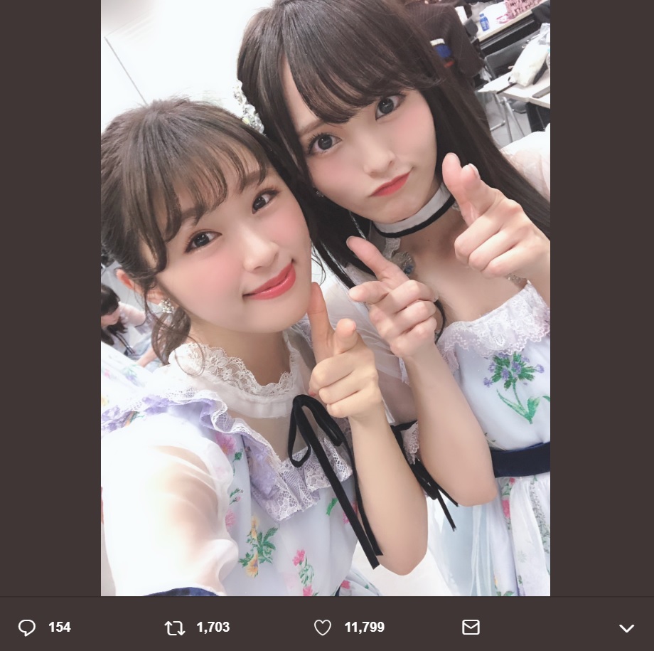 渋谷凪咲と山本彩（画像は『渋谷凪咲　2018年11月2日付Twitter「彩さんが…彩さんが皆んなを騙しました」』のスクリーンショット）