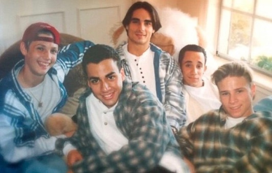 25年前デビュー当時の「バックストリート・ボーイズ」（画像は『Backstreet Boys　2018年4月19日付Instagram「On April 20th, 1993 we became the Backstreet Boys.」』のスクリーンショット）