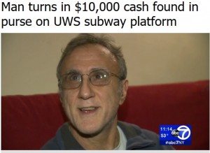 【海外発！Breaking News】NYの地下鉄で110万円の現金を拾った男性（米）