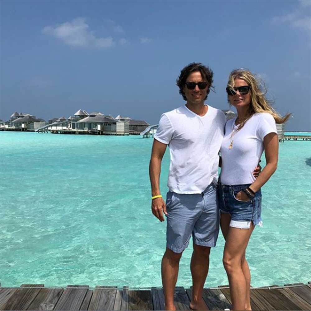 ブラッド・ファルチャックとグウィネス・パルトロウ、モルディブの新婚旅行にて（画像は『Gwyneth Paltrow　2019年1月3日付Instagram「Farewell to these beautiful atolls of peace」』のスクリーンショット）