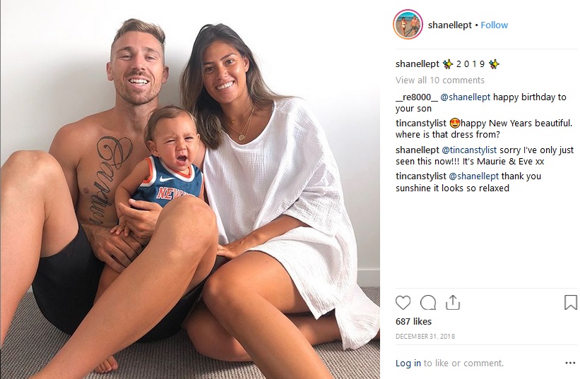 豪ラグビー選手と妻の子育て法がネット上で物議を醸す（画像は『S H A N E L L E　2018年12月31日付Instagram「2 0 1 9」のスクリーンショット）
