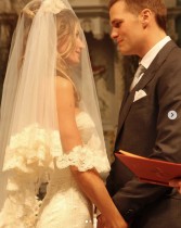 【イタすぎるセレブ達】ジゼル・ブンチェン、夫トム・ブレイディと結婚10周年を祝う　「これからも愛し合い歩んでいく」