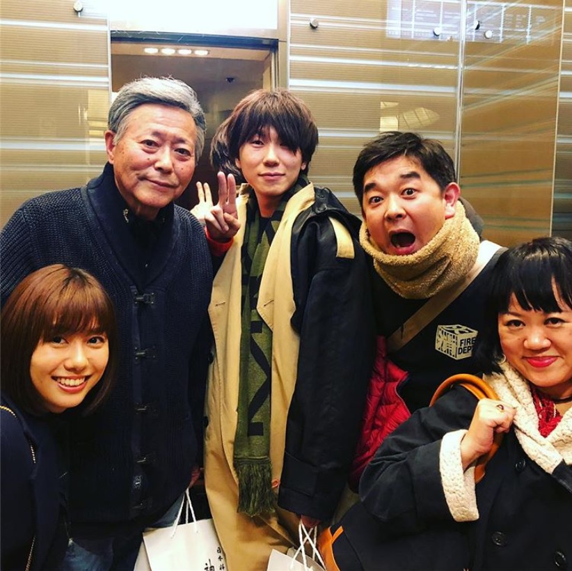 古市氏を囲む『とくダネ！』メンバー（画像は『古市憲寿　2019年2月6日付Instagram「小倉さんに残念会をしてもらいました。」』のスクリーンショット）