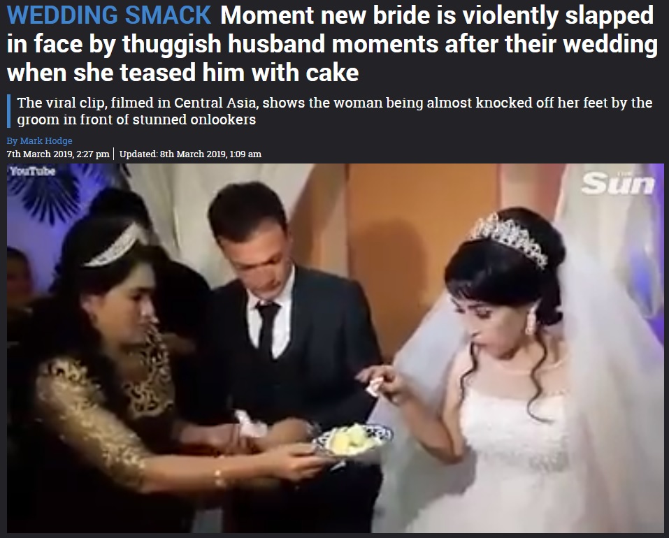 ケーキを手にした花嫁、その後とんだ仕打ちに（画像は『The Sun　2019年3月8日付「WEDDING SMACK Moment new bride is violently slapped in face by thuggish husband moments after their wedding when she teased him with cake」』のスクリーンショット）