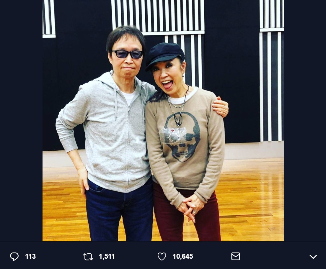 吉田拓郎と松任谷由実（画像は『松任谷由実 Official　2019年3月20日付Twitter「数少ない先輩と。」』のスクリーンショット）