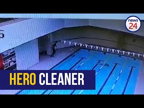 応急処置の訓練を受けていないジム清掃員が人命救助に貢献（画像は『News24　2019年4月9日公開 YouTube「WATCH: Hero gym cleaner saves swimmer from drowning」』のサムネイル）
