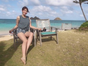 【エンタがビタミン♪】稲村亜美、ハワイで披露した「健康的かつセクシー」な生脚にファン釘付け