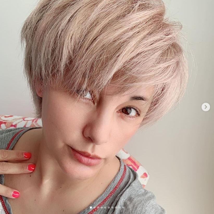 美容院代について持論を述べた梅宮アンナ（画像は『Anna Umemiya　2019年5月30日付Instagram「おはよー 今日は、髪の毛のお話」』のスクリーンショット）