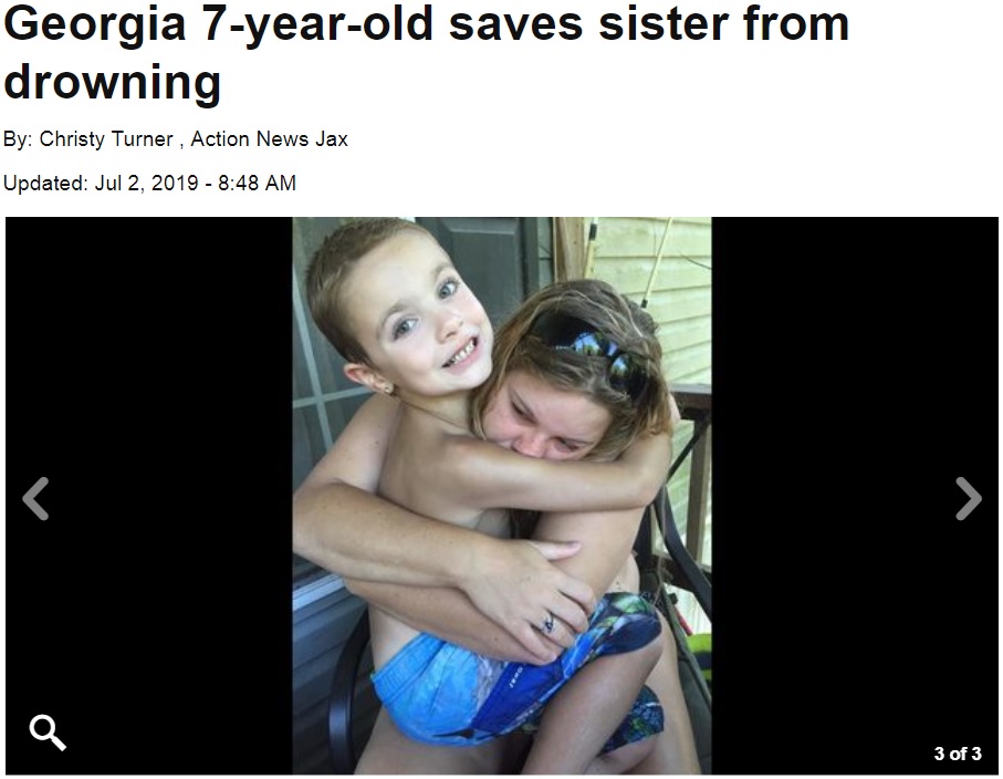 溺死寸前の20歳姉を救った7歳男児（画像は『WJAX-TV　2019年7月2日付「Georgia 7-year-old saves sister from drowning」』のスクリーンショット）
