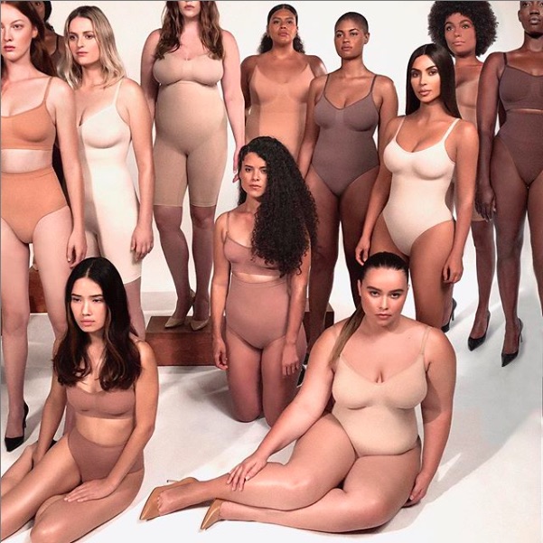 「SKIMS Solutionwear」と改名したボディシェイプインナー（画像は『Kim Kardashian West　2019年8月26日付Instagram「My fans and followers are a huge inspiration to me」』のスクリーンショット）