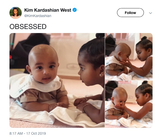 キムの次男サームくんとクロエの娘トゥルーちゃん（画像は『Kim Kardashian West　2019年10月17日付Twitter「OBSESSED」』のスクリーンショット）