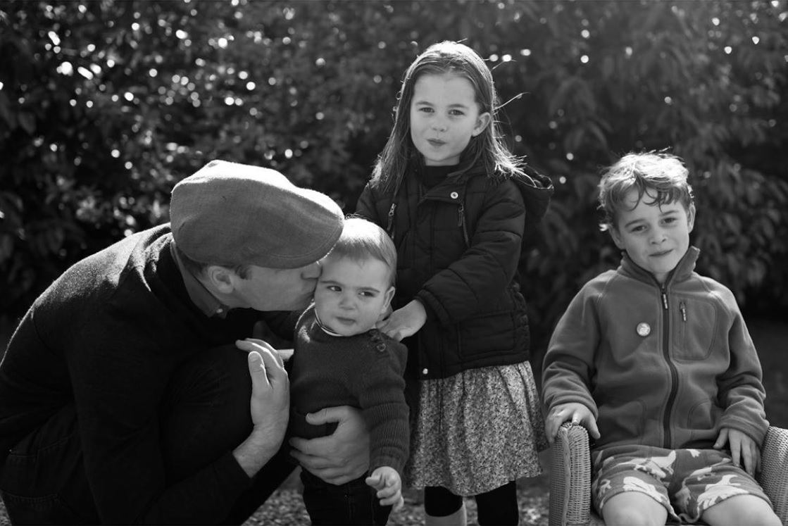キャサリン妃が撮影した愛する家族達（画像は『Kensington Palace　2019年12月24日付Instagram「Merry Christmas!」』のスクリーンショット）