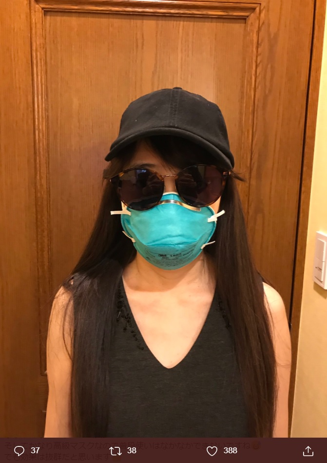 「自称 花粉ソムリエ」として愛用マスクを紹介していた太田光代（画像は『太田光代　2018年12月7日付Twitter「このマスク、花粉症対策に最高です。」』のスクリーンショット）