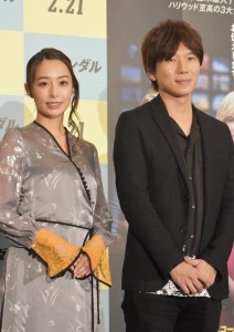 映画『スキャンダル』公開記念イベントに登場した宇垣美里アナと古市憲寿氏