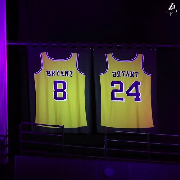 eBayがコービー・ブライアントのメモリアルグッズを出品禁止に（画像は『Los Angeles Lakers　2020年1月31日付Instagram「“Growing up and watching all these great players play and learning so much from them, to now be a part of that wall means everything to me.”」』のスクリーンショット）