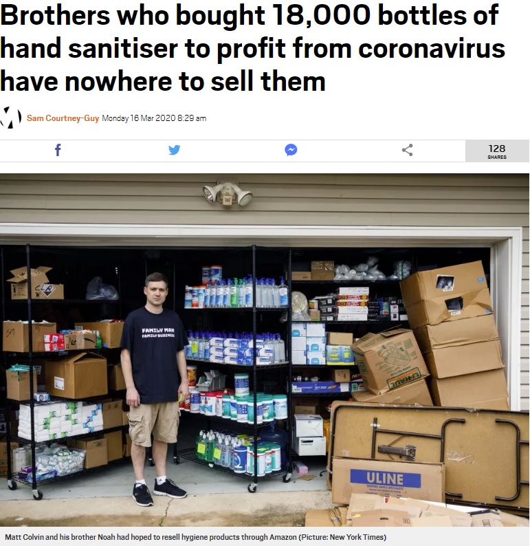 手の消毒剤や除菌ウェットティッシュなどの在庫を抱えた男性（画像は『Metro　2020年3月16日付「Brothers who bought 18,000 bottles of hand sanitiser to profit from coronavirus have nowhere to sell them」（Picture: New York Times）』のスクリーンショット）