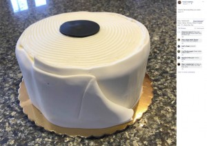 【海外発！Breaking News】アメリカのベーカリーに“トイレットペーパーケーキ”が登場「美味しく楽しく乗り切ろう」