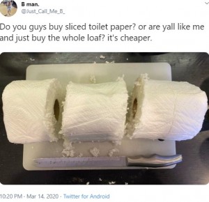 キッチンペーパーをスライスした代替トイレットペーパー（画像は『B man.　2020年3月14日付Twitter「Do you guys buy sliced toilet paper?」』のスクリーンショット）