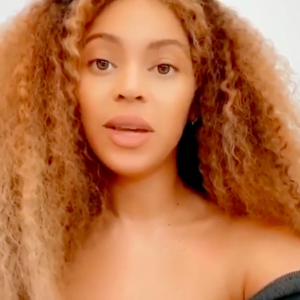SNSで署名を呼びかけるビヨンセ（画像は『Beyoncé　2020年5月29日付Instagram「If you want to demand more charges brought on all those involved in the death of George Floyd, click the link in my bio to sign the petition.」』のスクリーンショット）