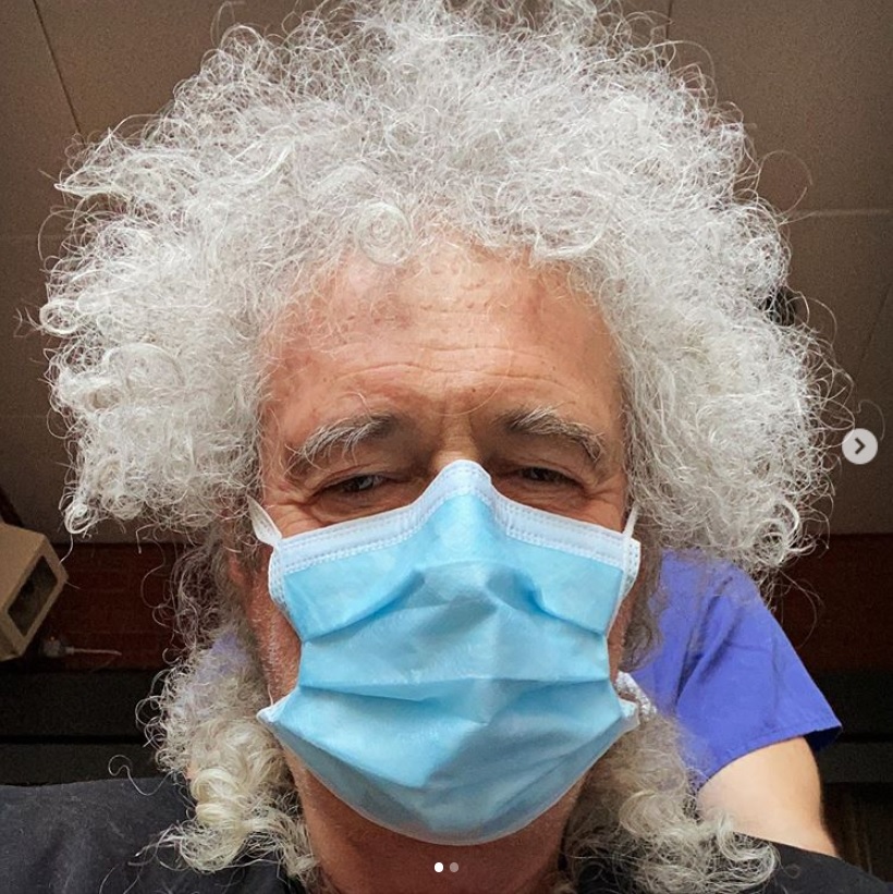 病院から怪我を報告したブライアン・メイ（画像は『Brian Harold May　2020年5月7日付Instagram「Reality check ! For me. No - the Virus didn’t get me yet - thank God.」』のスクリーンショット）