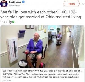 晴れて夫婦となった超高齢のジョンさんとフィリスさん（画像は『fox8news　2019年7月3日付Twitter「‘We fell in love with each other’: 100, 102-year-olds get married at Ohio assisted living facility」』のスクリーンショット）