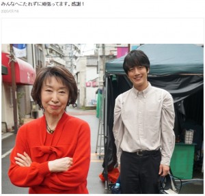 三田佳子と溝端淳平（画像は『三田佳子　2020年7月16日付オフィシャルブログ「みんなへこたれずに頑張ってます。感謝！」』のスクリーンショット）