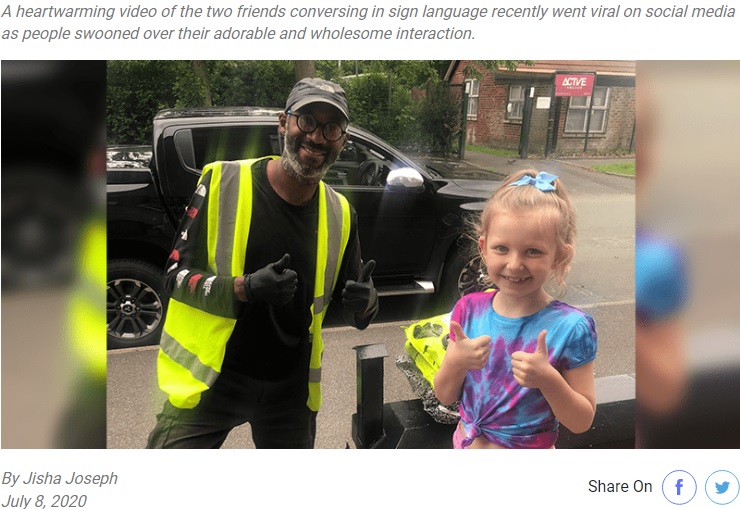 耳に障がいがある配達員と8歳女児（画像は『Upworthy　2020年7月8日付「8-year-old learns sign language to surprise her deaf delivery driver with a ‘good morning’」』のスクリーンショット）