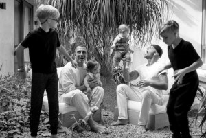 【イタすぎるセレブ達】リッキー・マーティンがレアな家族写真を公開　“4児のパパ”として「てんてこまい」とも