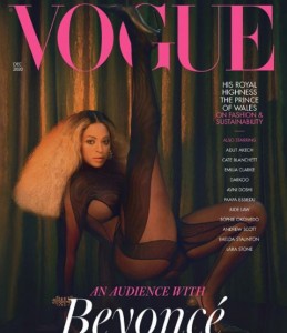 透けるボディスーツで大胆なポーズを取るビヨンセ（画像は『British Vogue　2020年10月30日付Instagram「＠Beyonce stars on three special covers for the December 2020 issue of ＃BritishVogue.」』のスクリーンショット）