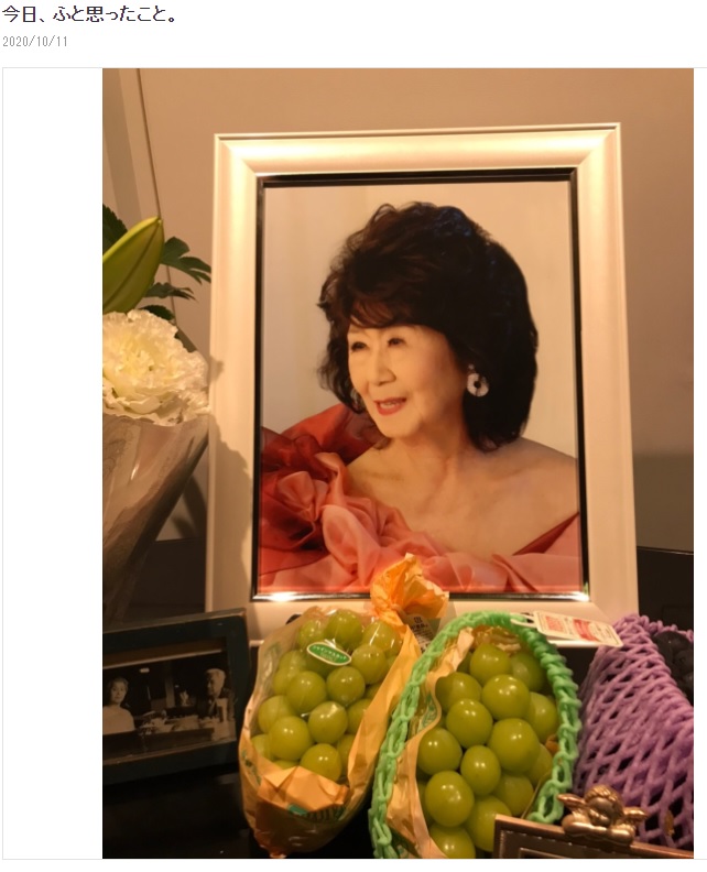 高橋克典の母・好子さん（画像は『高橋克典　2020年10月11日付オフィシャルブログ「今日、ふと思ったこと。」』のスクリーンショット）