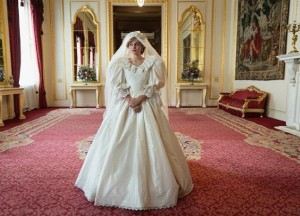 『ザ・クラウン』シーズン4ではダイアナ妃の花嫁姿も再現される（画像は『The Crown　2020年10月3日付Instagram「A first glimpse of Princess Diana’s wedding dress.」』のスクリーンショット）