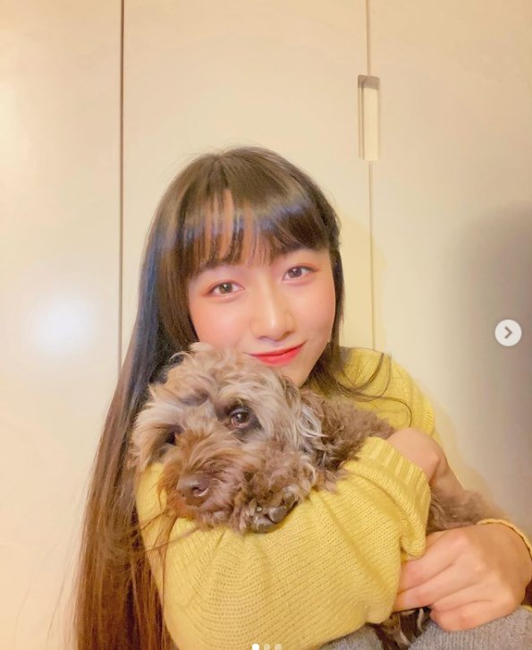 Cocomiと愛犬（画像は『cocomi_553_official　2020年11月28日付Instagram「Amour～～～」』のスクリーンショット）